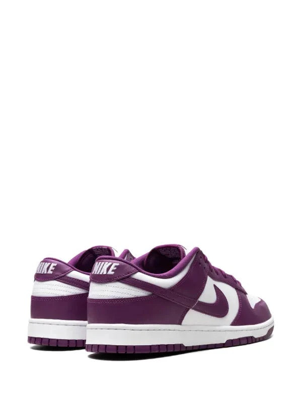 NIKE DUNK LOW SNEAKERS