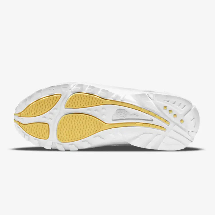 NIKE HOT STEP AIR TERRA × NOCTA "WHITE"