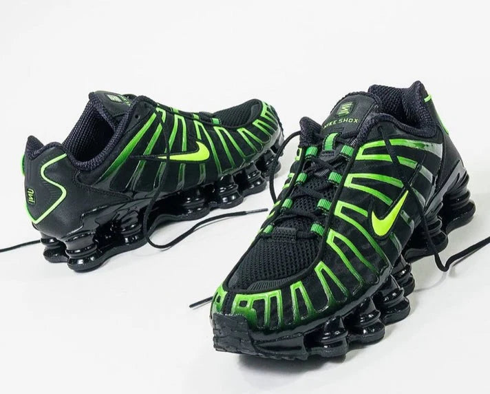 NIKESHOX TL 'BLACK GREEN STRIKE'