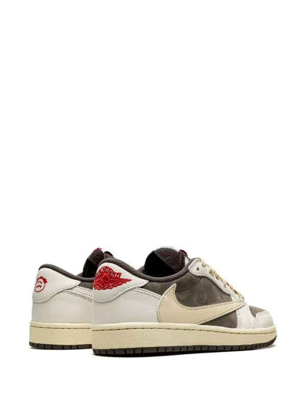 JORDAN X TRAVIS SCOTT AIR JORDAN 1 LOW OG "REVERSE MOCHA"